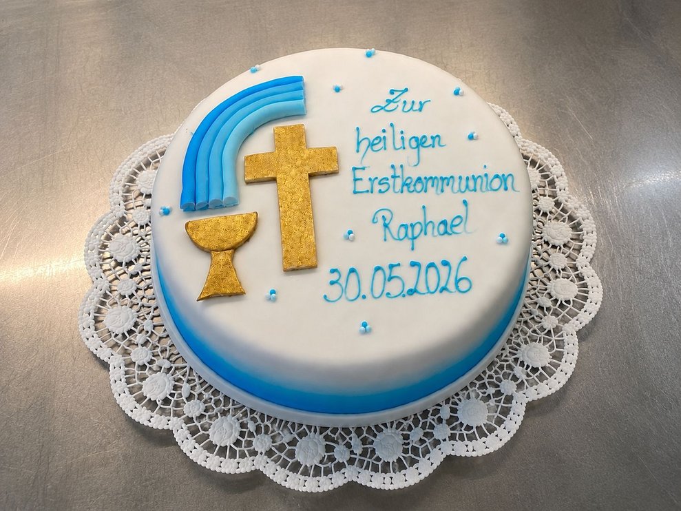 Torte Erstkommunion blau