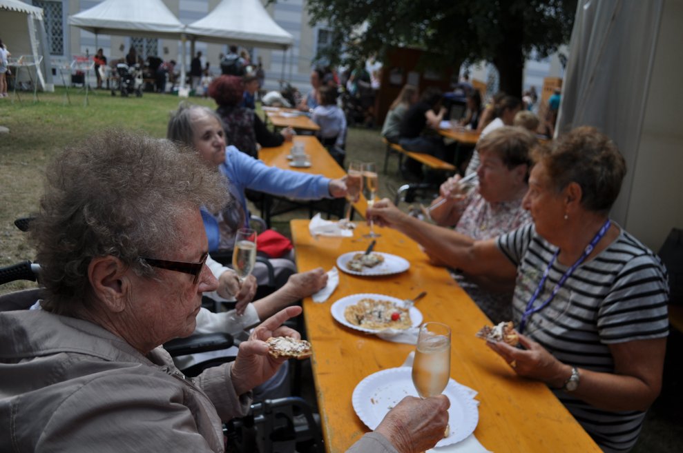 Mehrere Personen bei den NÖKISS Herzogenburg