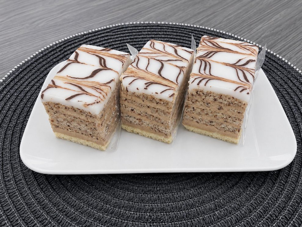 Esterhazy Schnitte